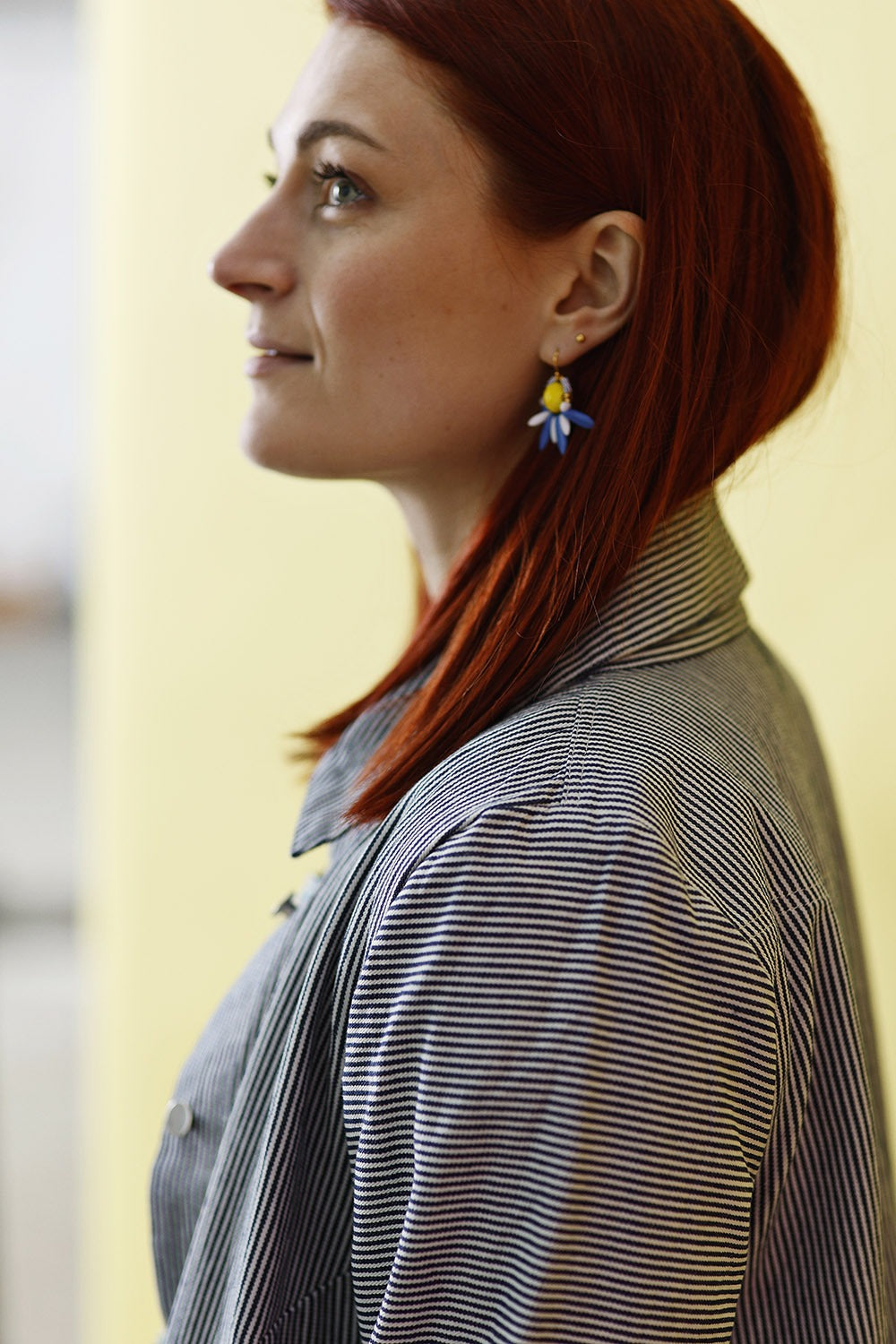 mc794d-bu-st-stribet denim frakke med rynk-mcverdi-4