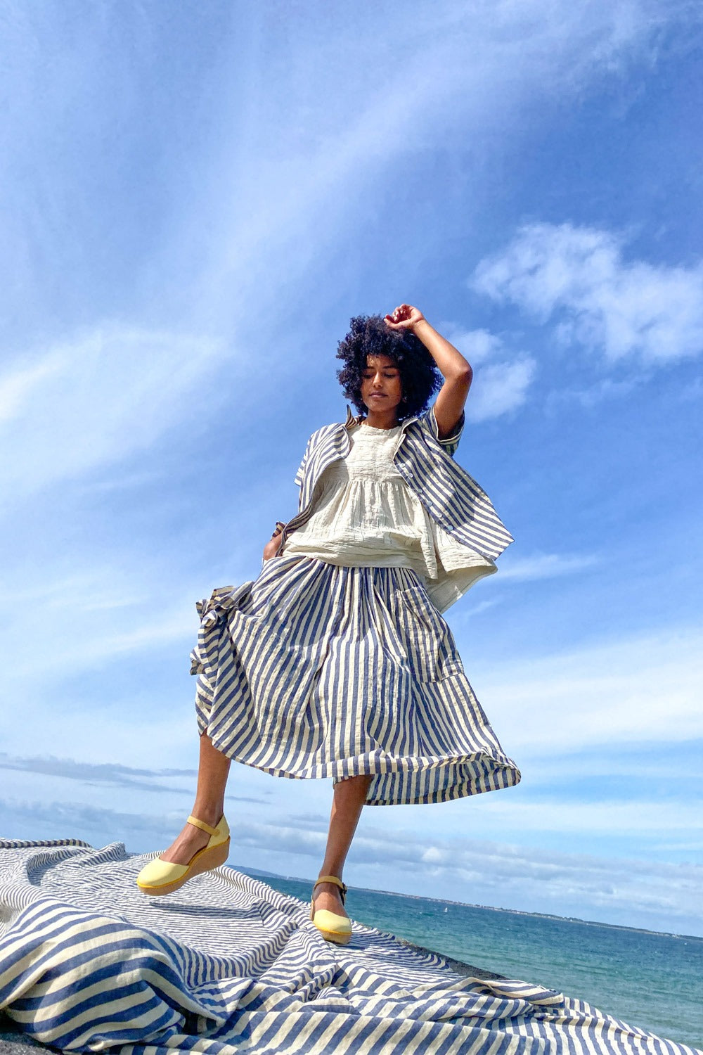 mc881e-striped dress-skirt-nederdel-blue-mcverdi-ss23-summer collection-linen-cotton-bomuld-2-25