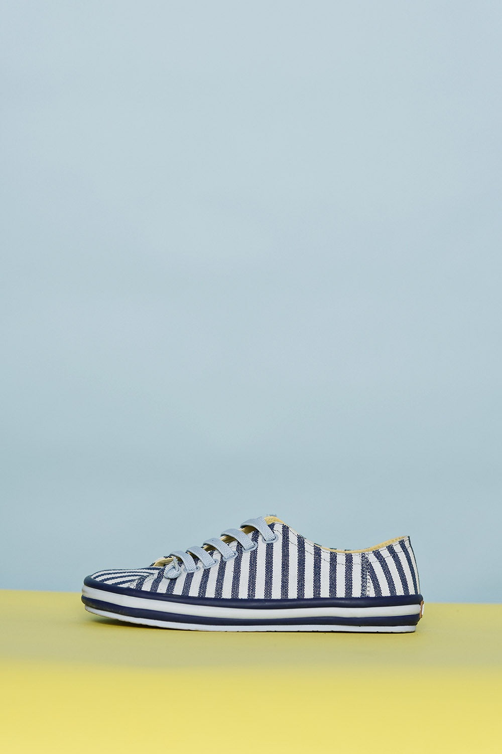 camper-ray-21897-082-blue