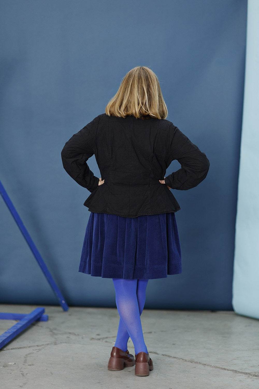 goldeselt-sort-jakke-kort-jacket-jacket-aw23-aurumm.privatsachen