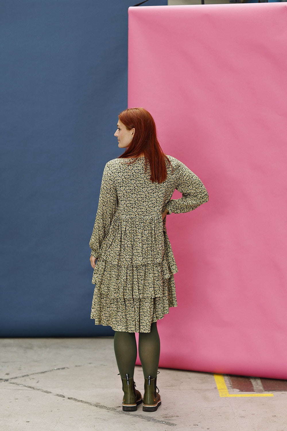 mc905c-green shades-dress ruffles-liberty print-vicose-mcverdi-kjole med flæser-2