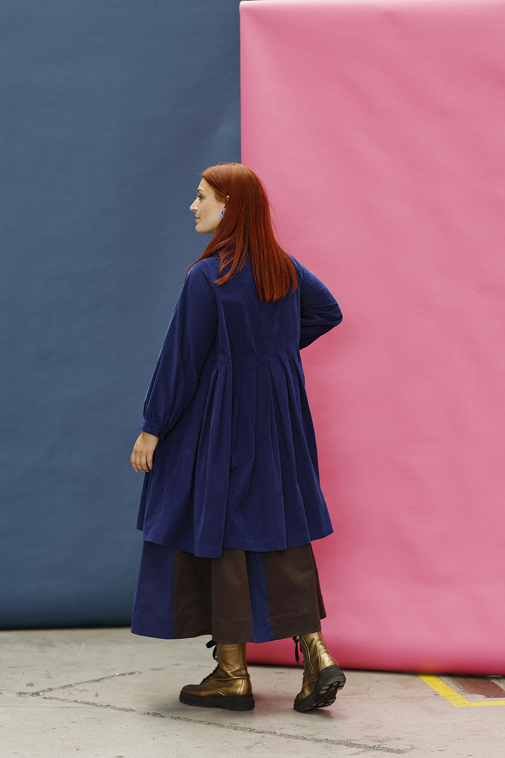 mc906b-blue babycord dress-mcverdi-button dress- fløjlskjole med knapper-blå-2