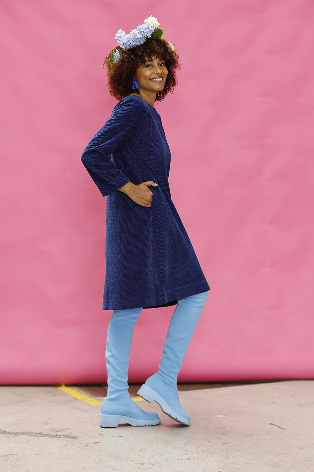 mc910c-blue-corduroy-dress-mcverdi-fløjlskjole-blå-3