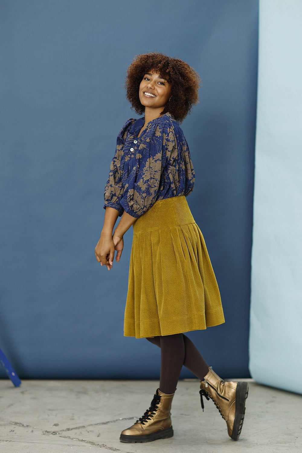 mc907e-gul curry fløjlsnederdel-yellow corduroy skirt-mcverdi-4