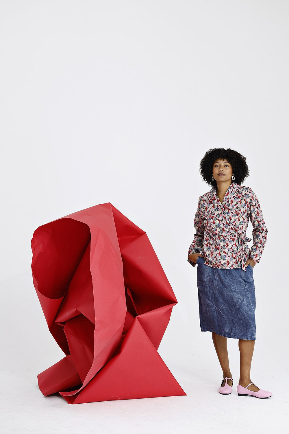 mc910a-red-flowers-blomsterprint-wrap-skjorte-shirt-rød