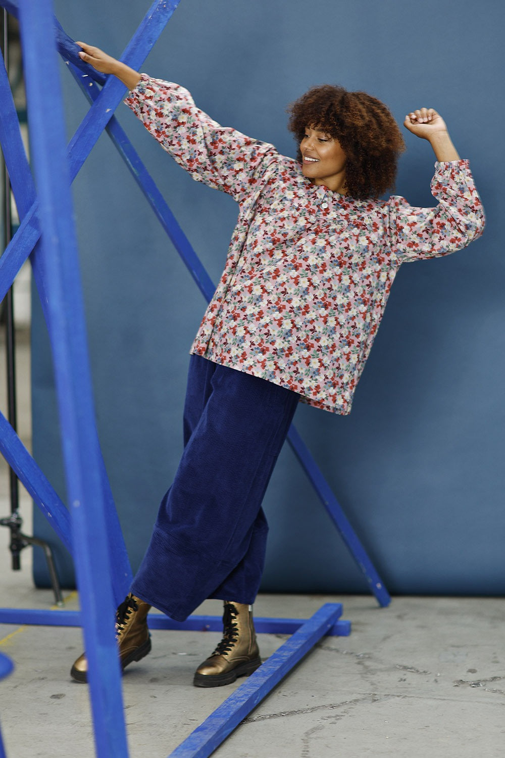 mc910b-rose floral blouse with liberty print from mcverdi in cotton-2