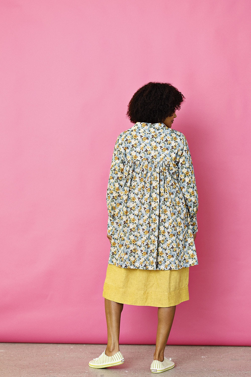 Mc910c-blue-flowerprint-blomsterprint-blomster-blue-blå-liberty-sommershirt .2