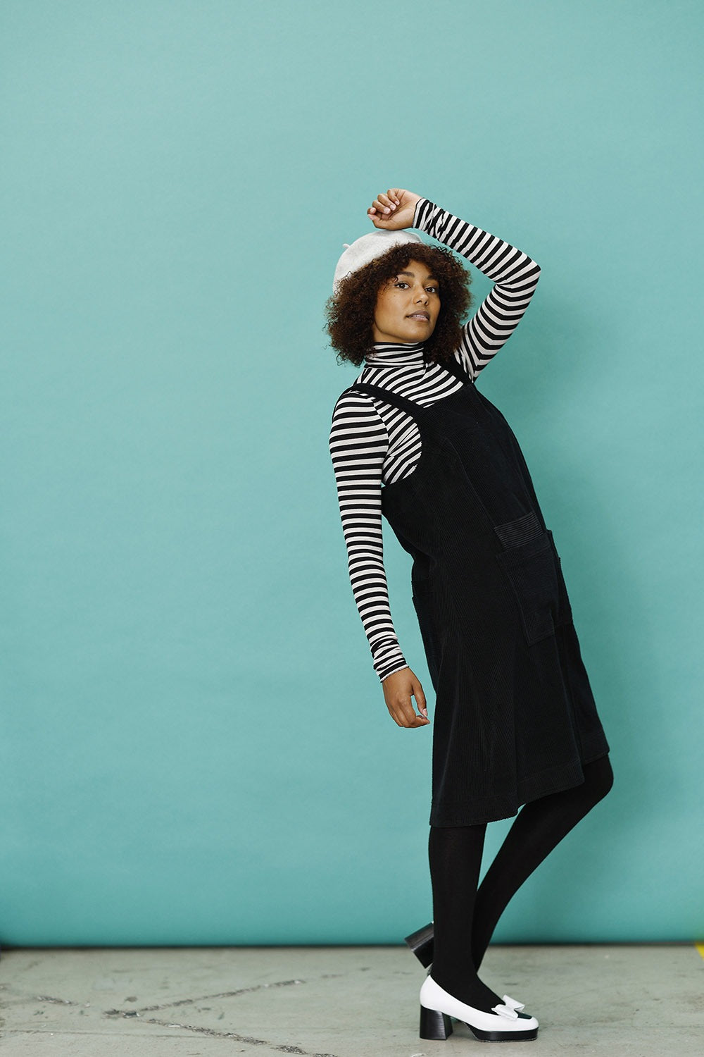 Gai+lisva-stripes-black-white-sort-hvid-shirt-bluse-højhalset