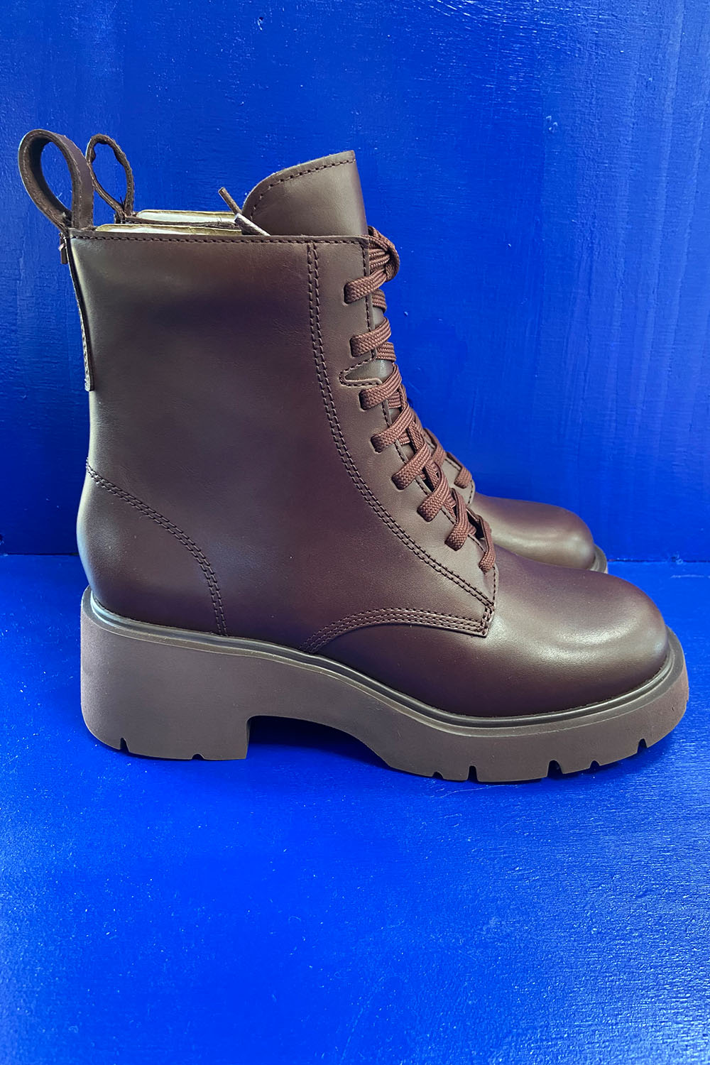 Camper-wine-red-boots-hiking-chunky-look-aw23