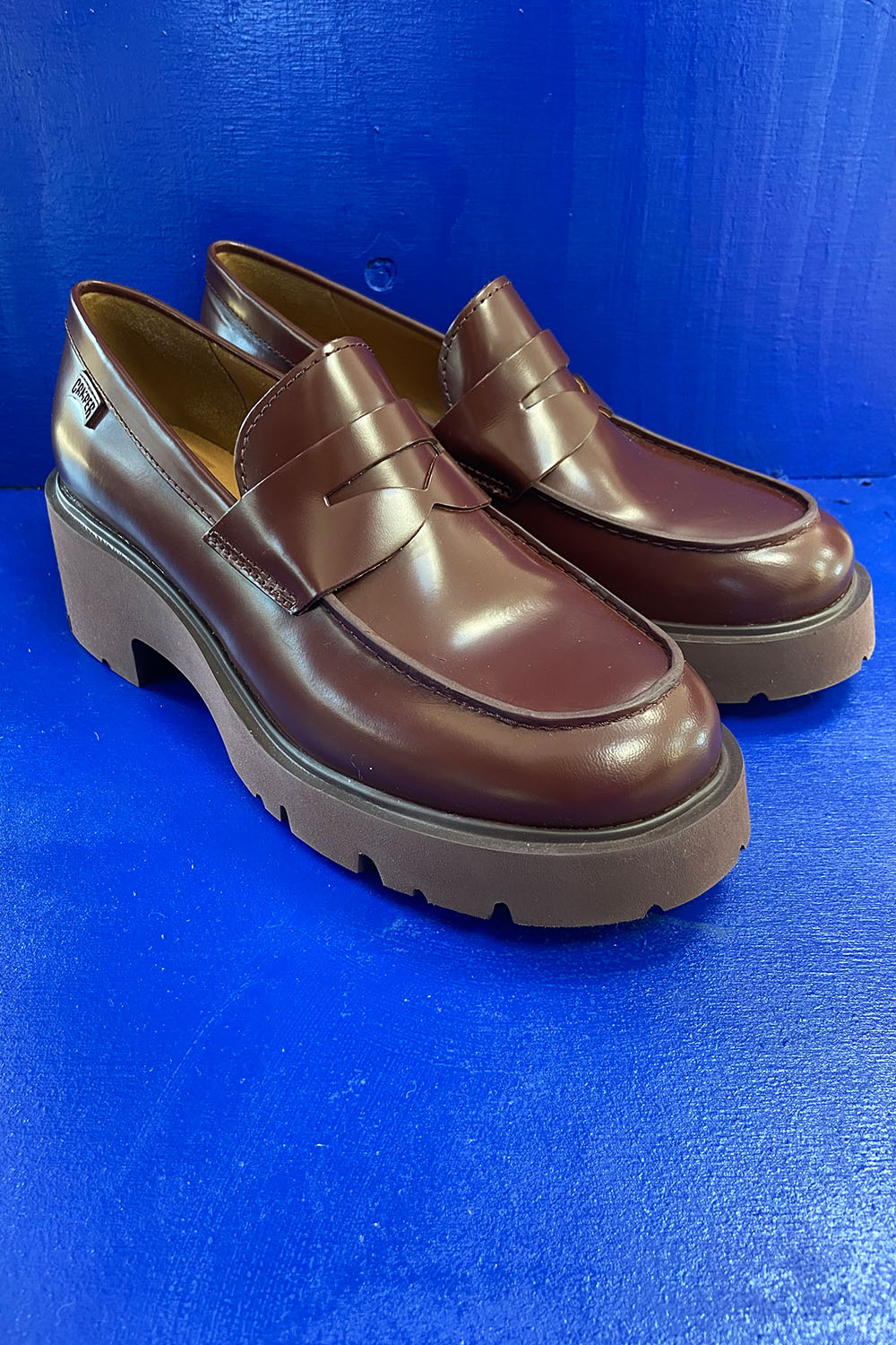 Camper-loufers-wine-red-mcverdi-aw23