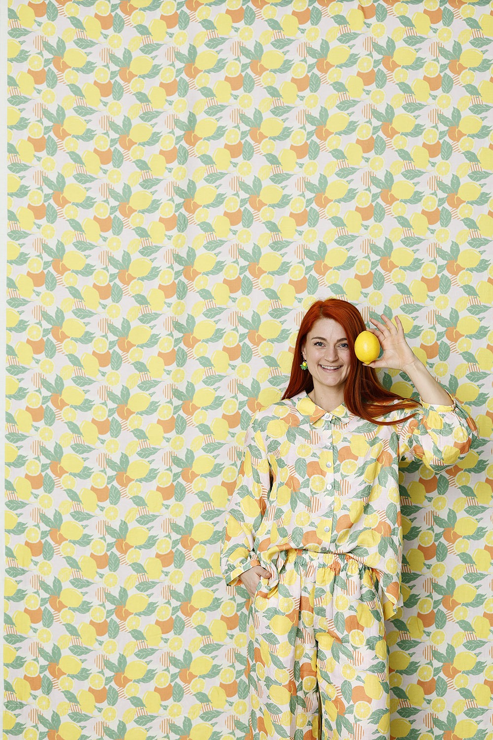 mc924a-shirt with lemon print-mcverdi-skjorte-citron print-cupro-linen-4