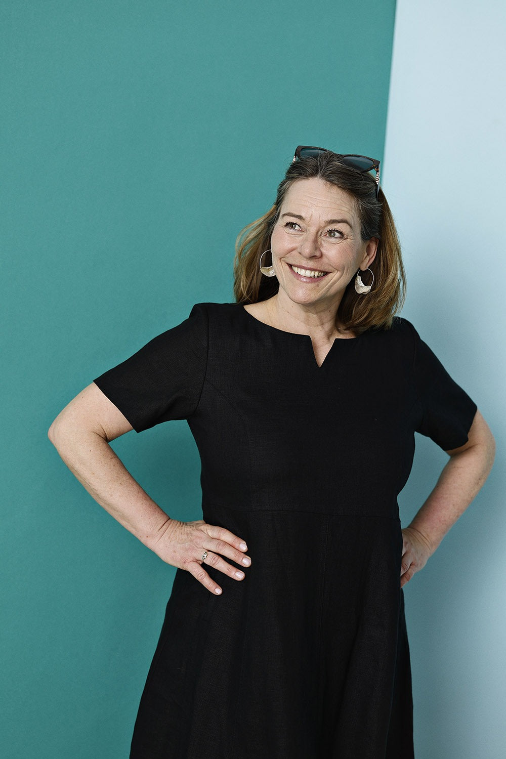 mc922c-mcverdi-sort-blackdress-sortkjole-hør-linen-linendress-sommer-4