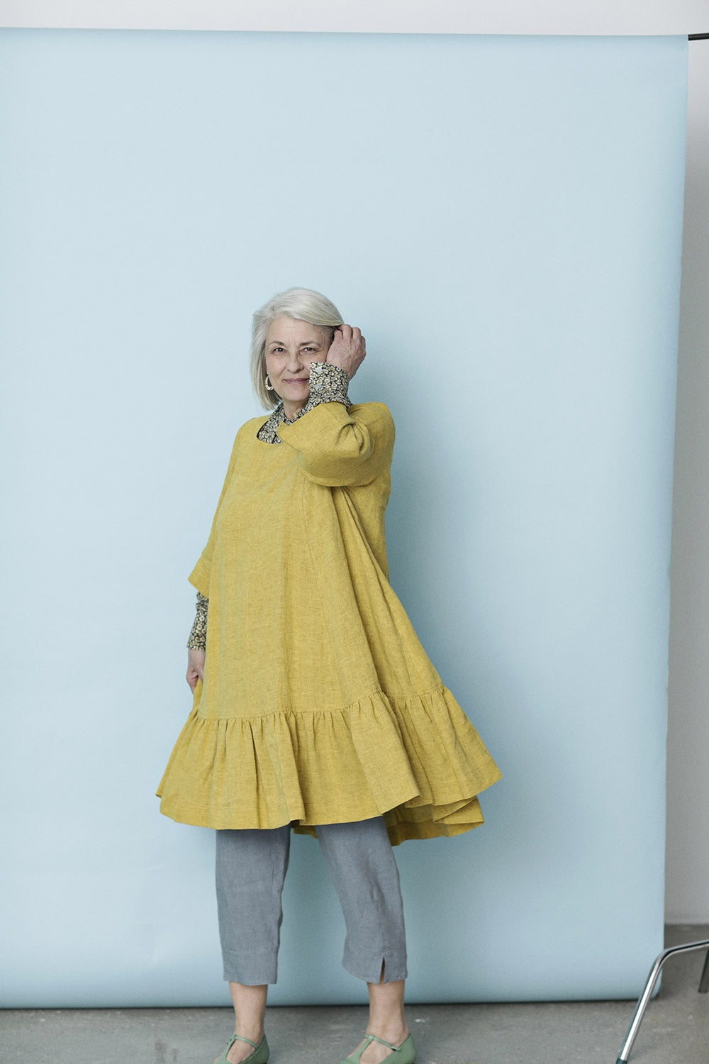 mc922d-kjole-mcverdi-dress-hør-hørkjole-linendress-linen-yellow-sommerkjole.jpg-1