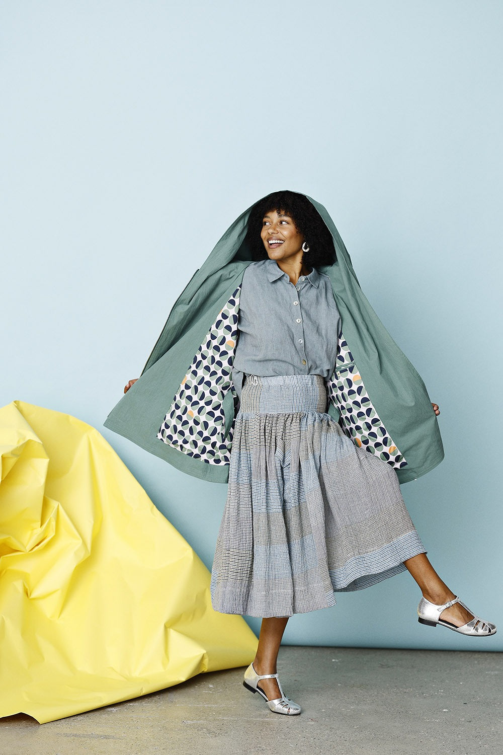 mc920a-green jacket with asymmetric zipper-mcverdi-forårsjakke-lynlås-hætte-9