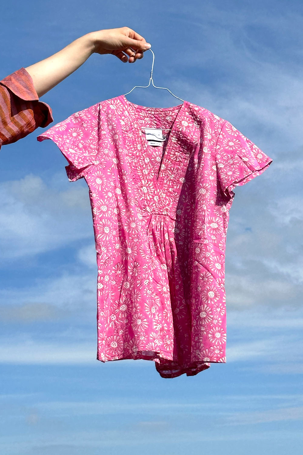 zen-vt4504-iris-top-aster-pink-top-sommertop-grafisk-print