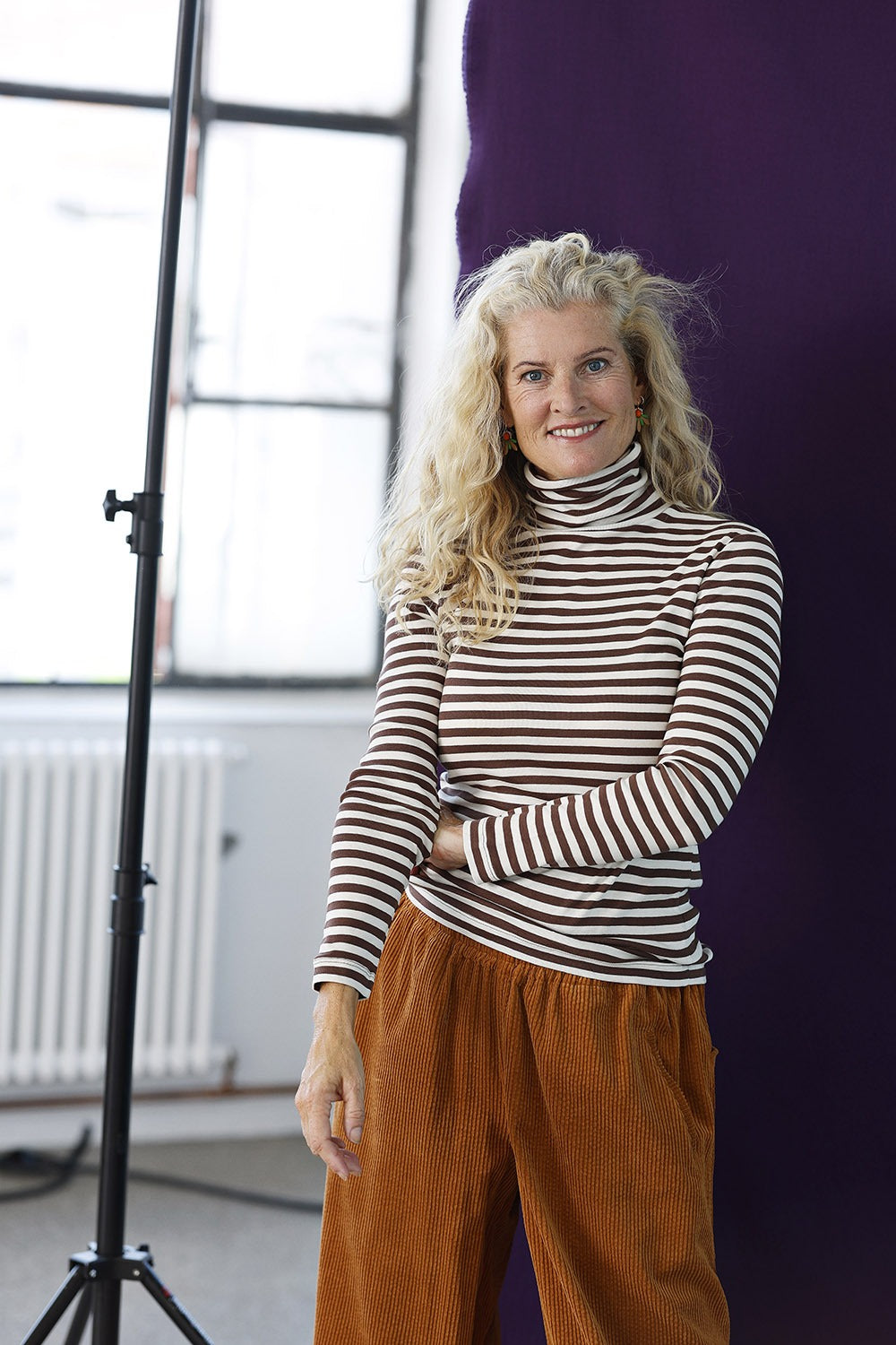 by-basic-4318-white-chestnut-rool-neck-aw24-1