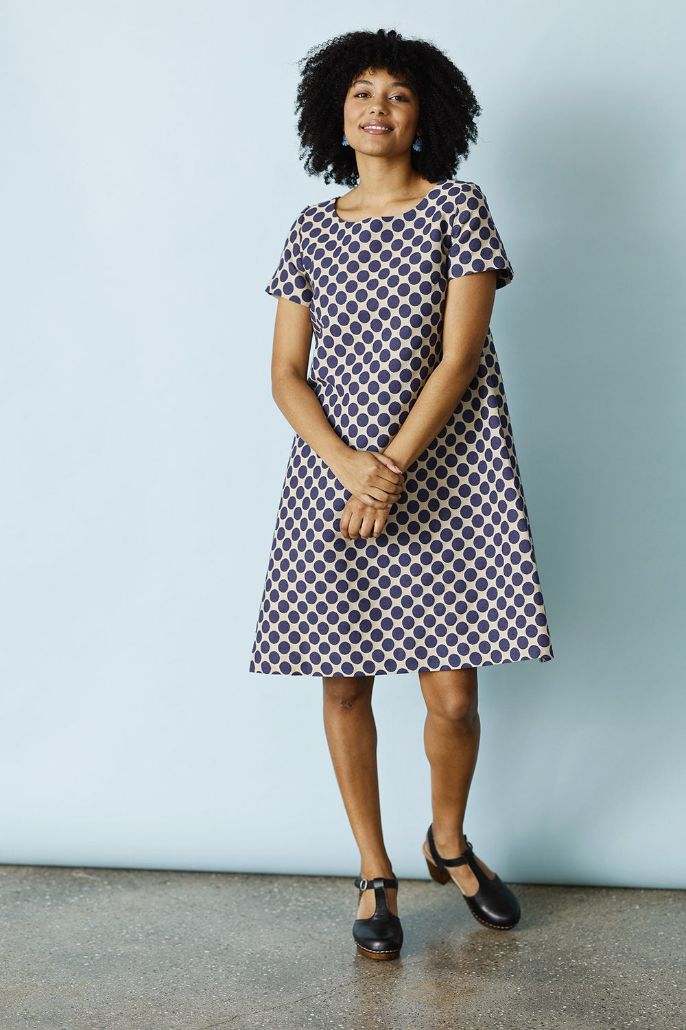 mc804b-blå prikket kjole-blue dot dress-sommerkjole-mcverdi-3