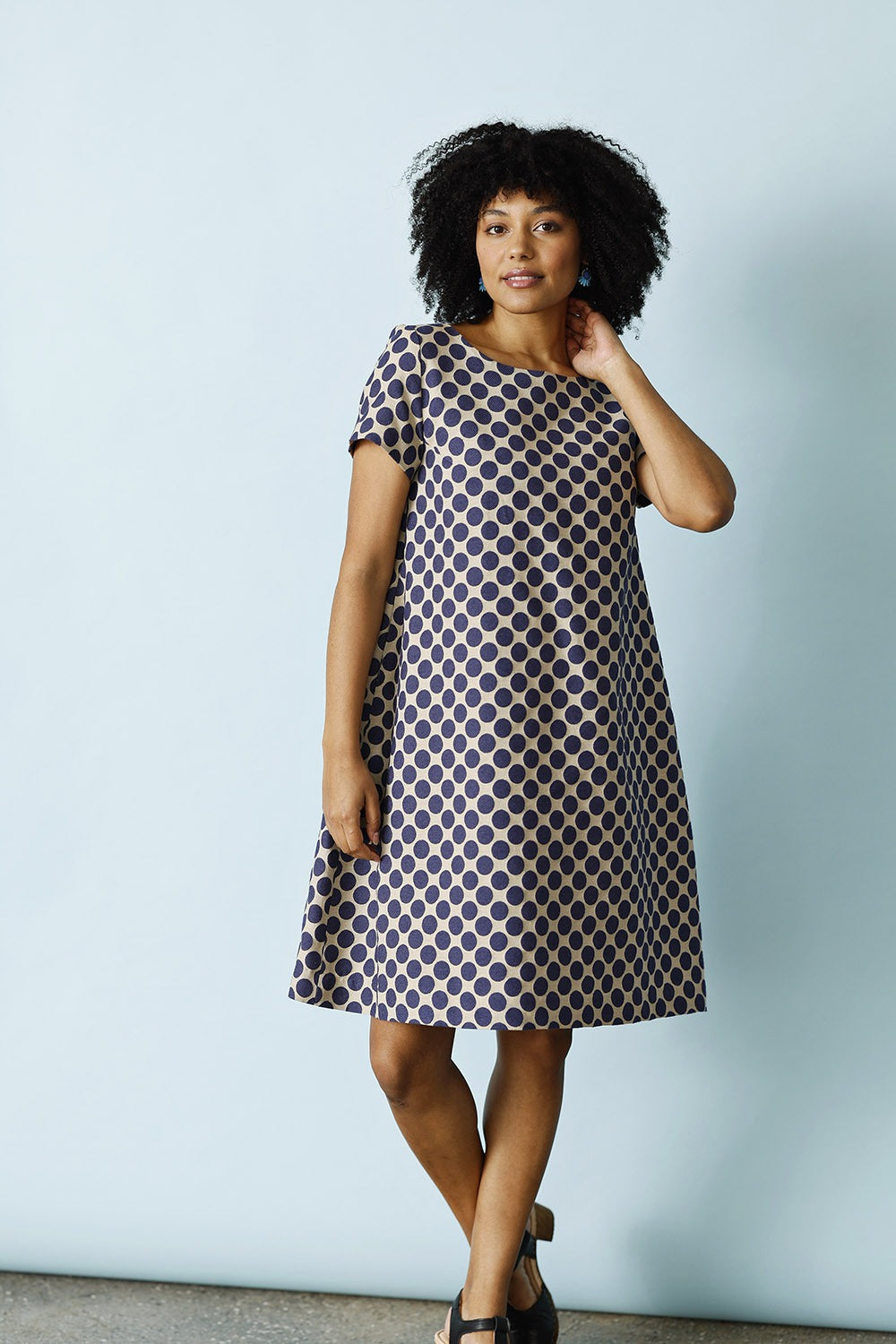 mc804b-blå prikket kjole-blue dot dress-sommerkjole-mcverdi-10