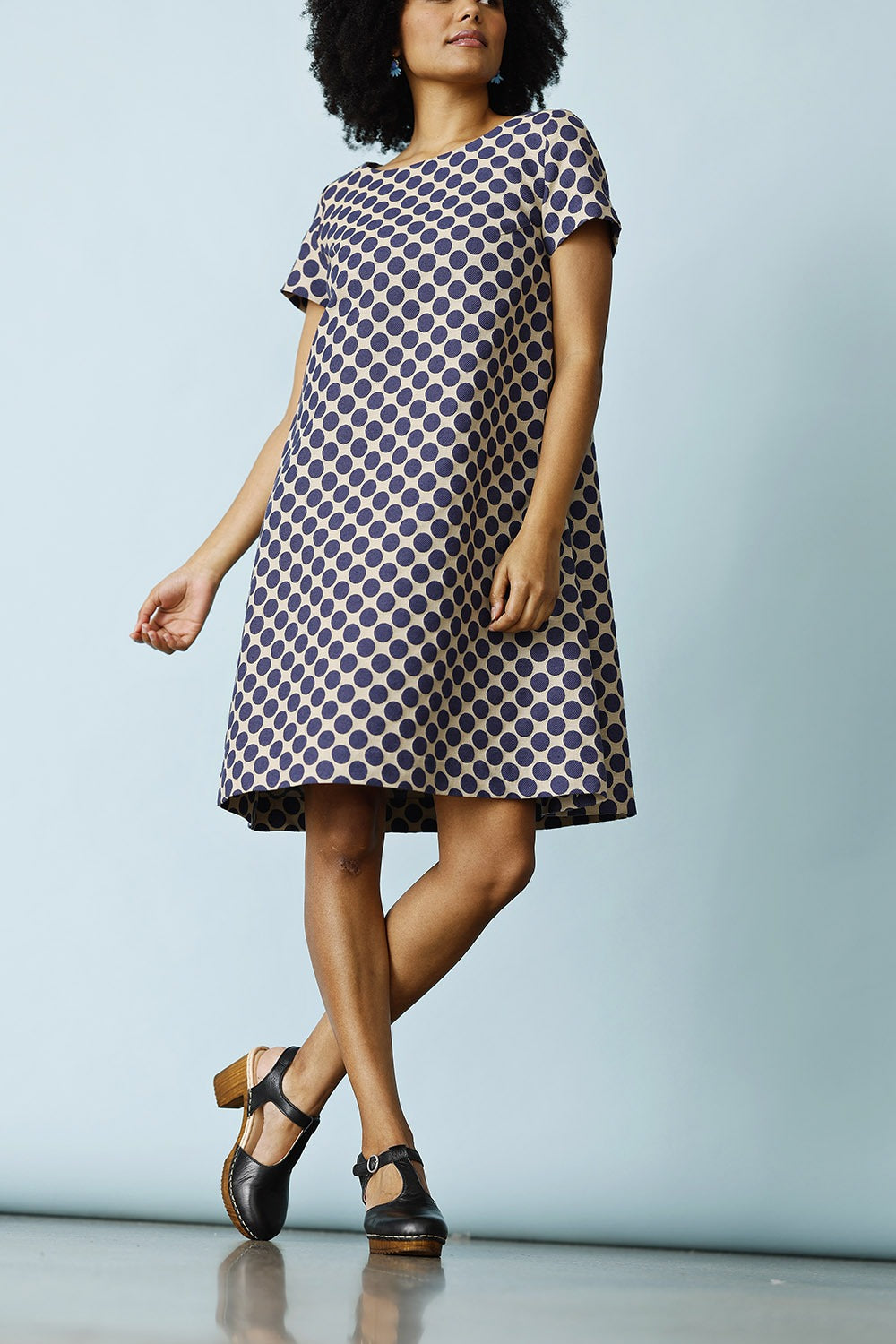 mc804b-blå prikket kjole-blue dot dress-sommerkjole-mcverdi-2