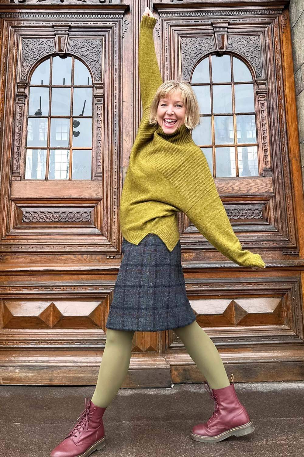 Mc862c-grey.skirt-nederdel-harristweed-1