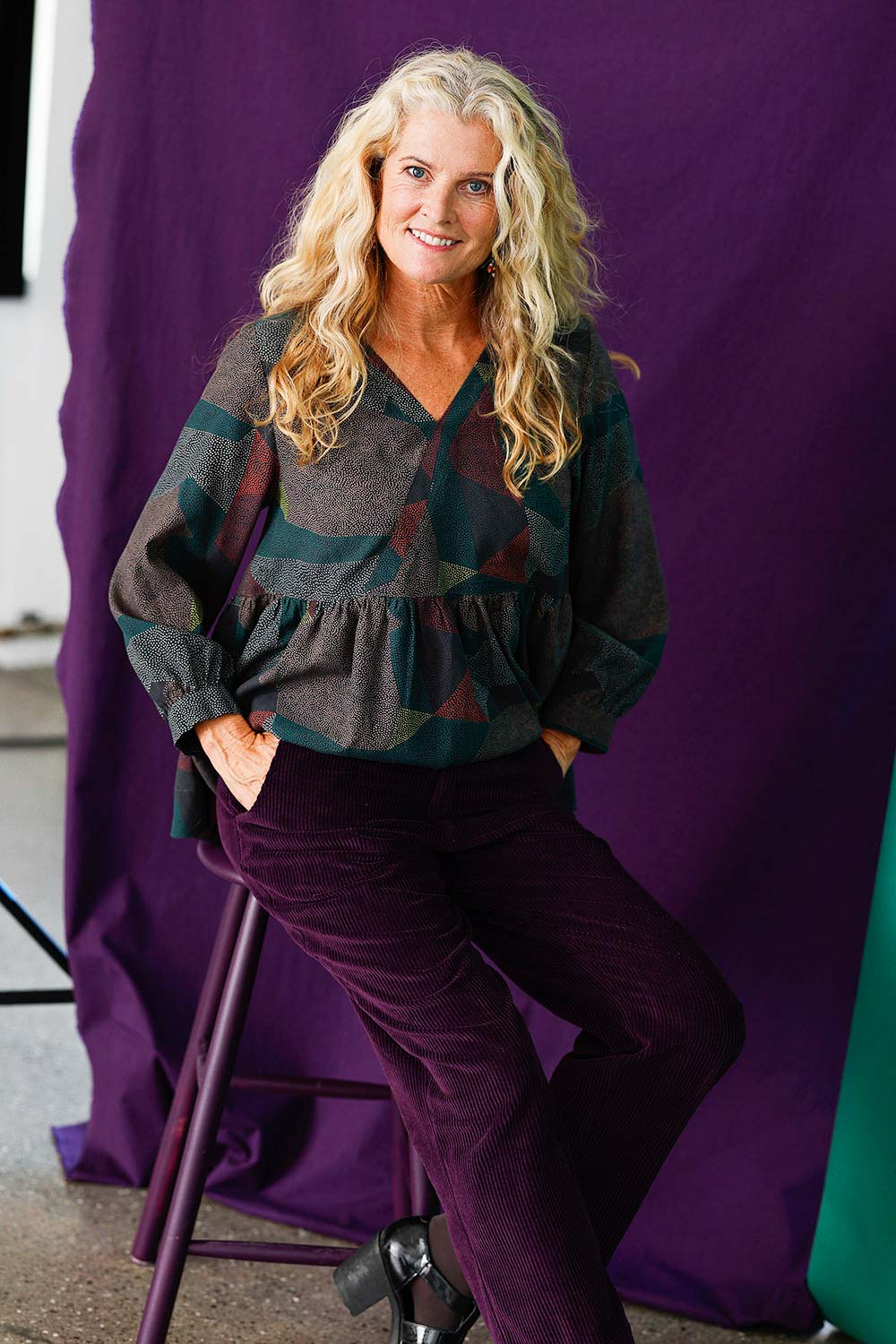 Vimeo_mc945-multicolour-printed-blouse-mcverdi-bluse-cupro-cotton-8