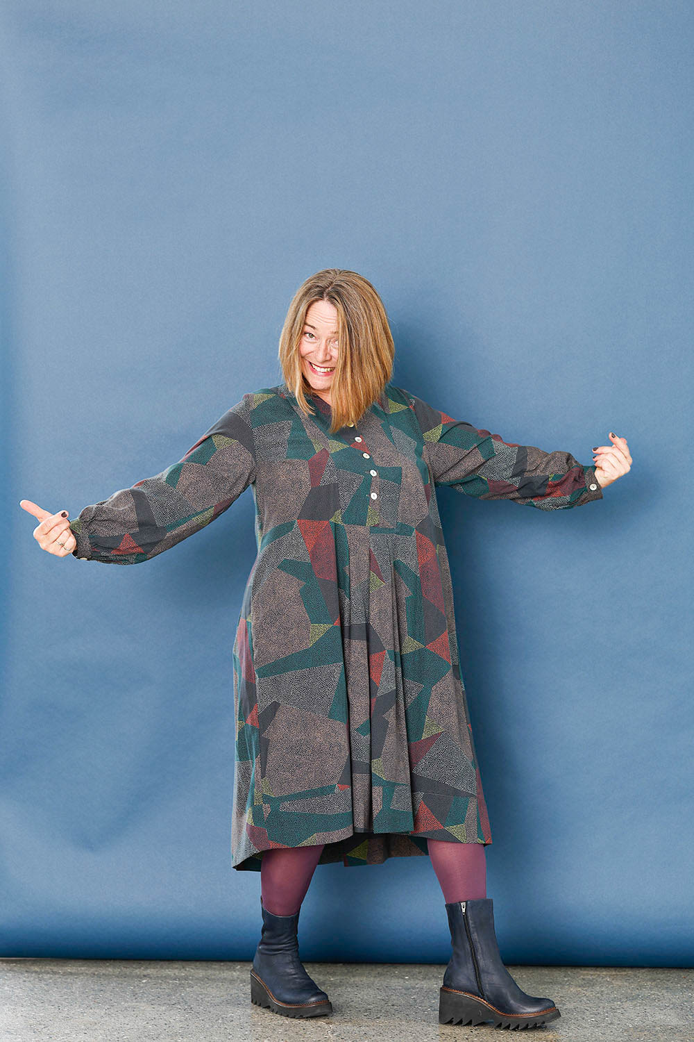 Vimeo_mc945f-multicolour-printed-shirt-mcverdi-kjole-cupro-cotton-skjorte-4