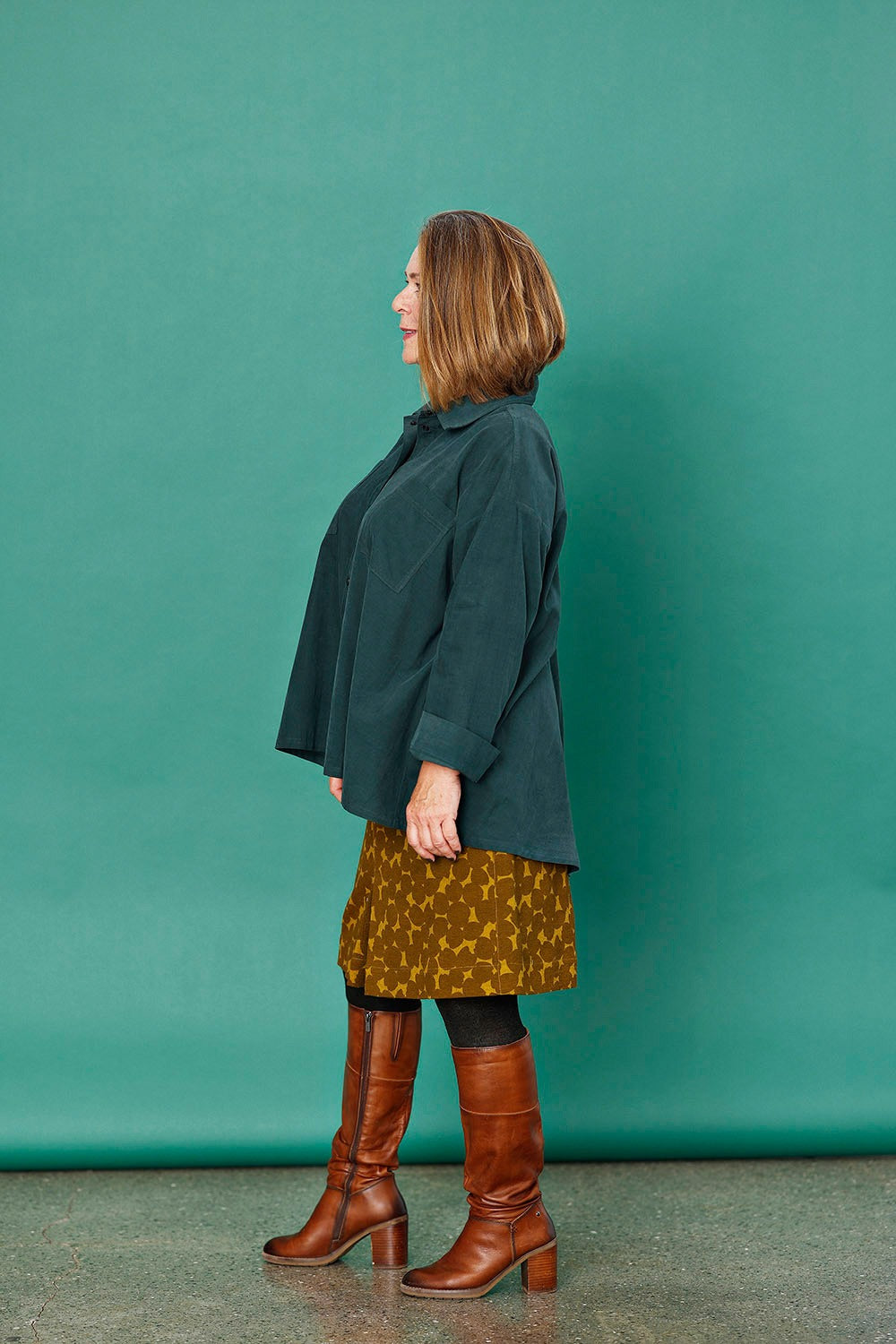 mc946a-grøn-green-skjorte-shirt-babyfløjl-fløjl-newin-aw24-11