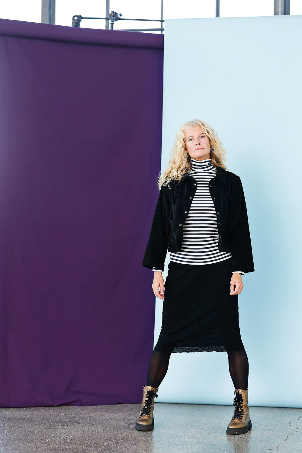 mc947a-black-corduroy-blazer-lille fløjlsjakke-sort-3812