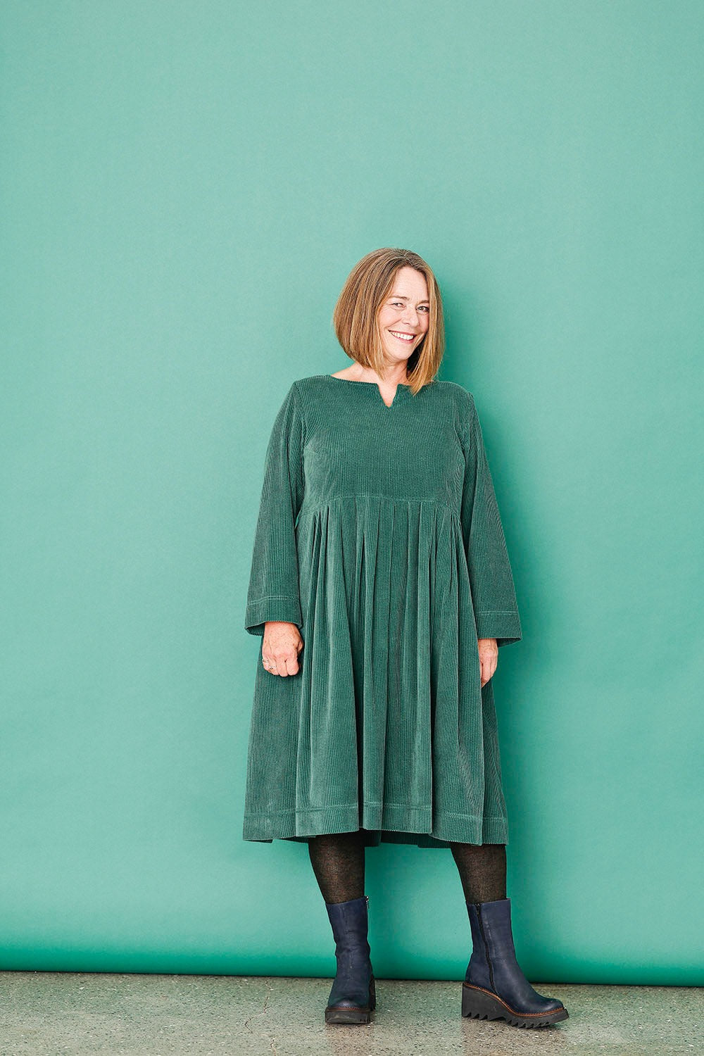 mc947d-green-dress-corduroy-mcverdi-fløjlskjole-grøn