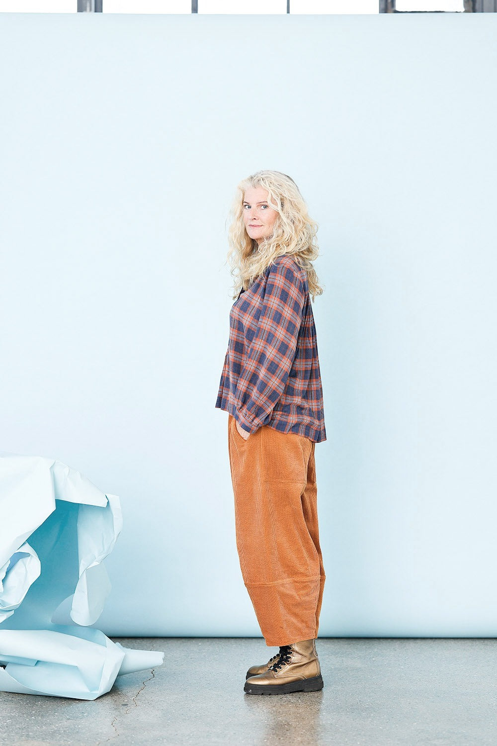 mc947f-terracotta-orange-corduroy-mcverdi-fløjlsbukser-6