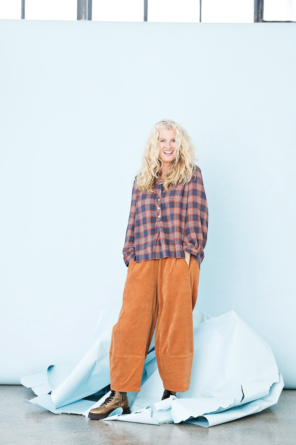 mc947f-terracotta-orange-corduroy-mcverdi-fløjlsbukser-8