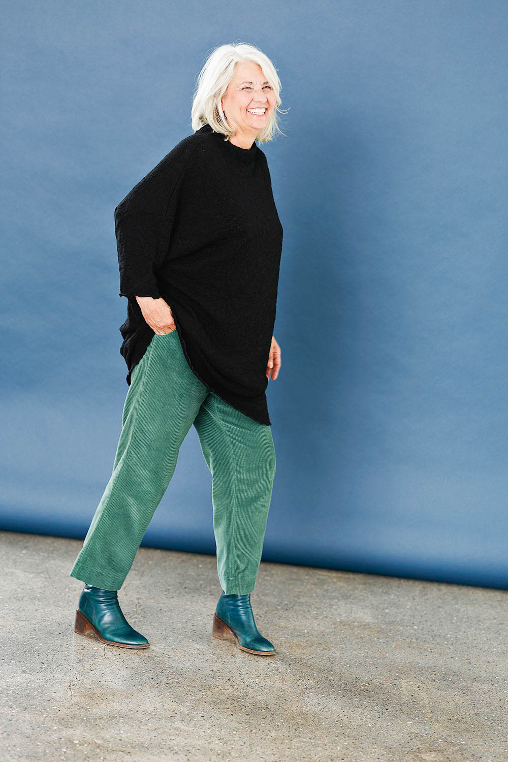 mc947g-green-corduroy-trousers-mcverdi-fløjlsbukser-grøn-2