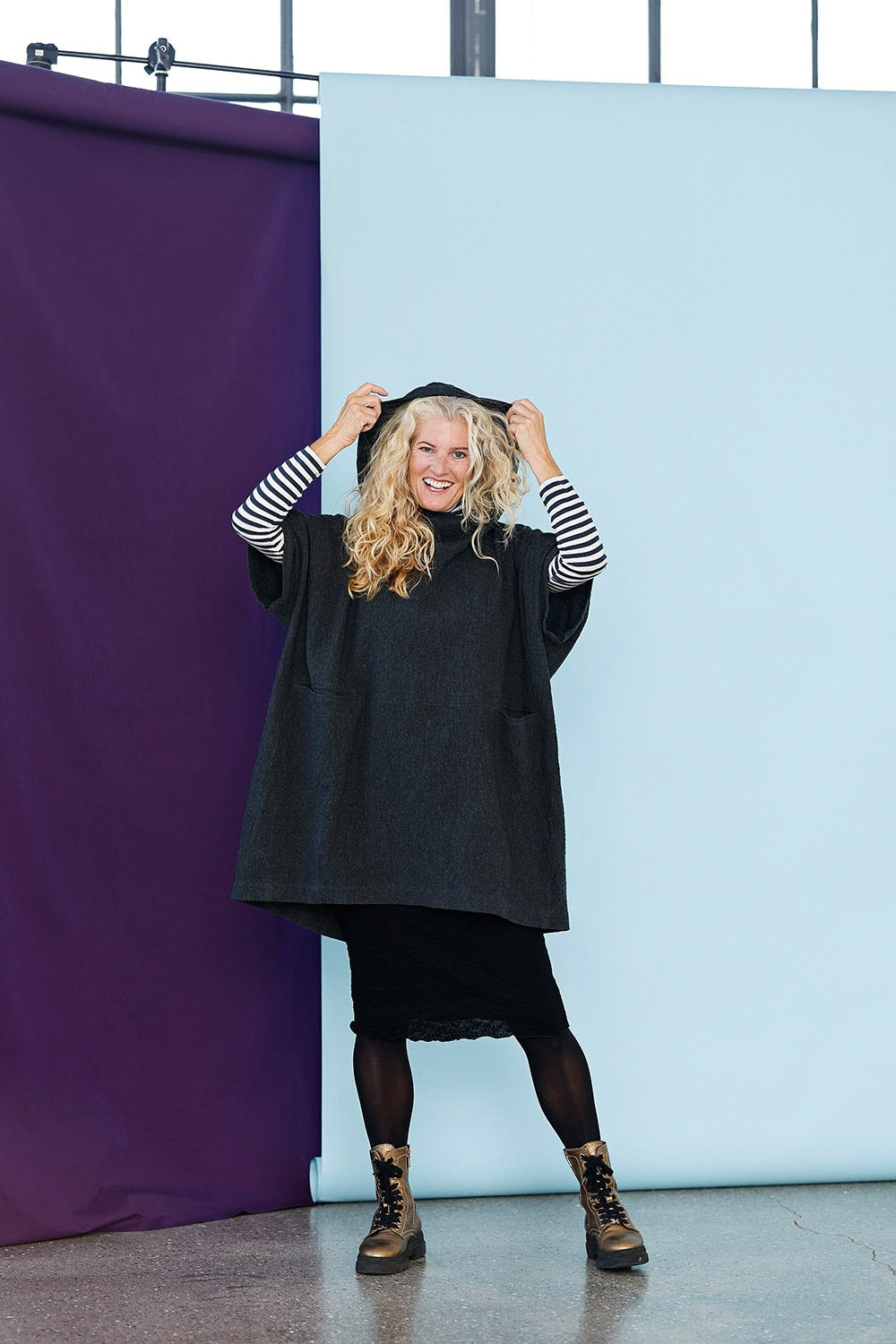 mc949b-grey-oversize-tunic-sweater-mcverdi-6