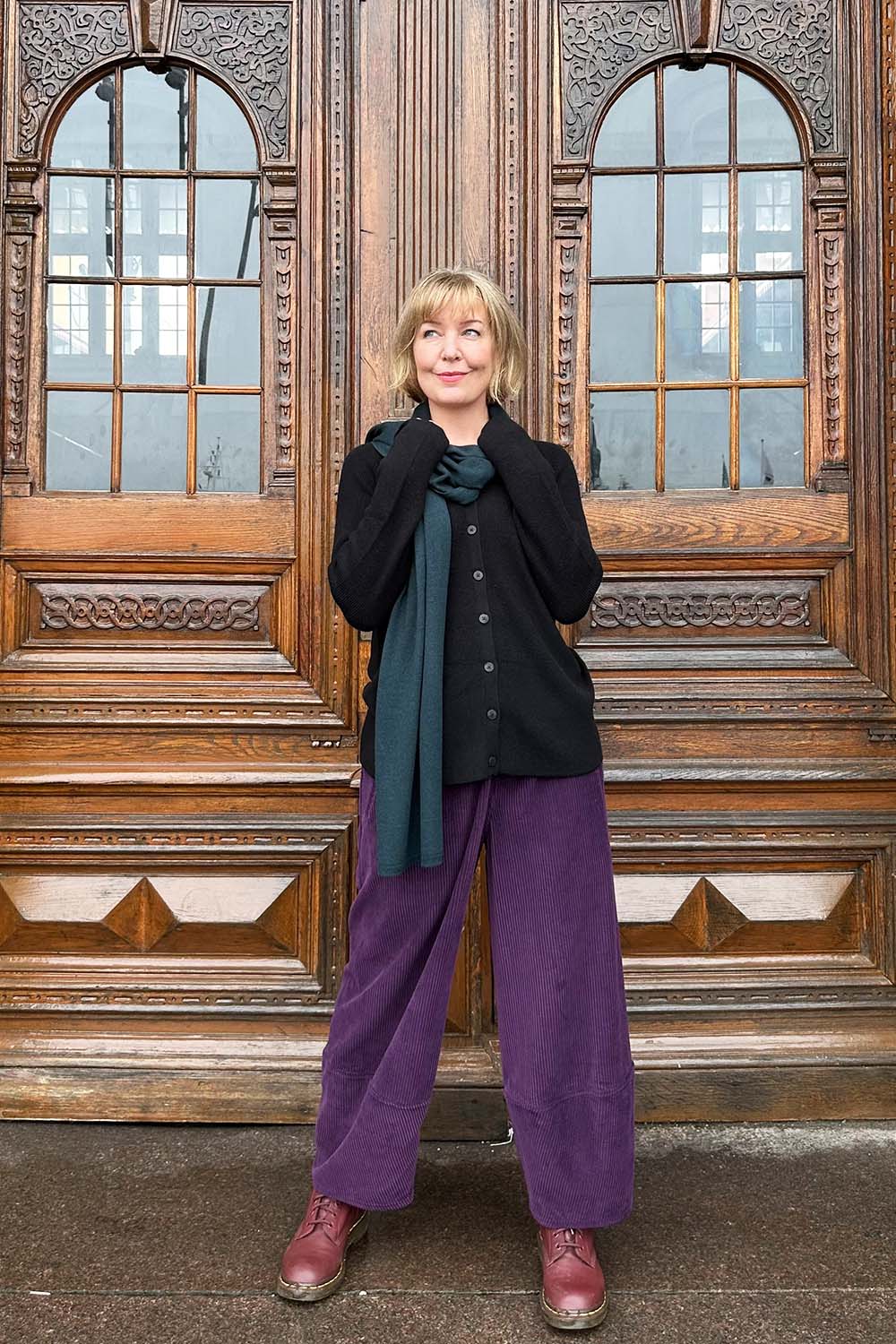 Mansted-Isabel-strik-blsck-sort-knit-cardigan-uld-aw24-1