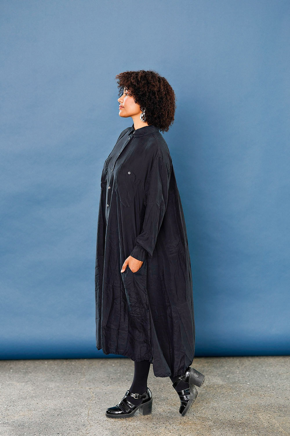 wunderwer-242025-kaviar-mcverdi-sort-black-privatsachen-silkekjole-silk dress-3