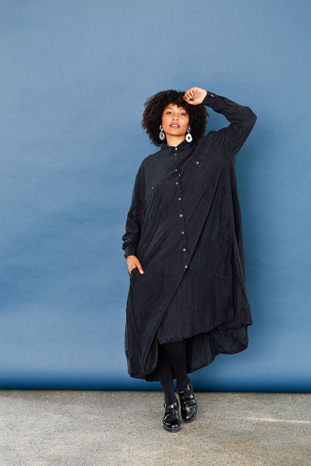 wunderwer-242025-kaviar-mcverdi-sort-black-privatsachen-silkekjole-silk dress-5