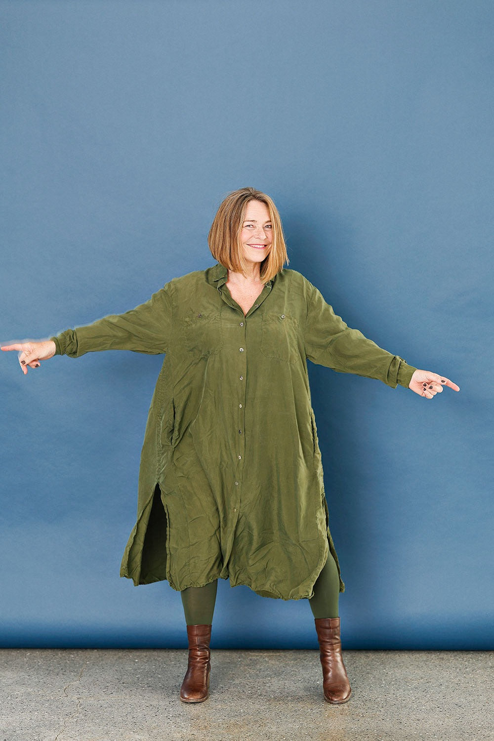 wunderwer-242025-freund-mcverdi-grøn-green-privatsachen-silkekjole-silk dress-4