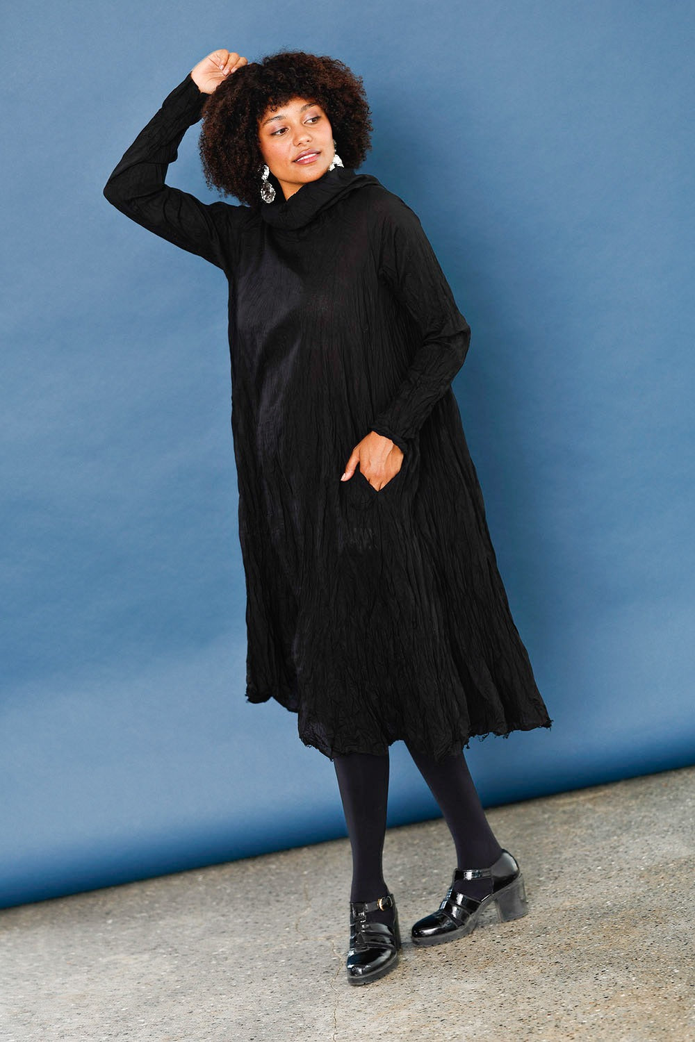 lichlieb-kaviar-privatsachen-sort-kjole-mcverdi-krøllet-bomuldskjole-4