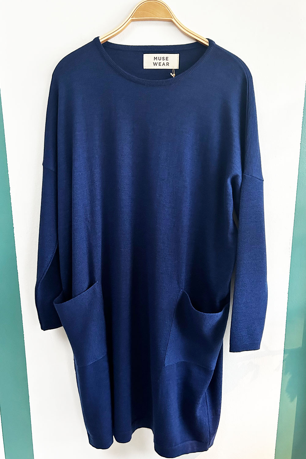 Muse-wear-royalblue-