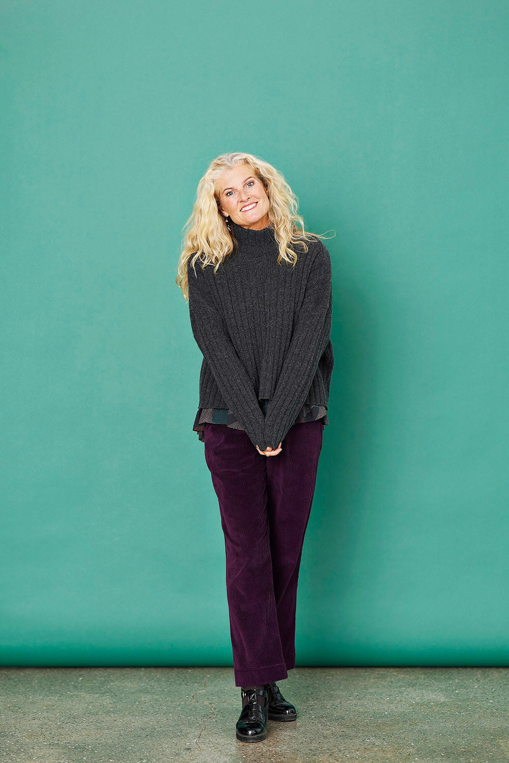 Muse-wear-autumn-sweater-chunky-dakr grey-grey-cool-2-1