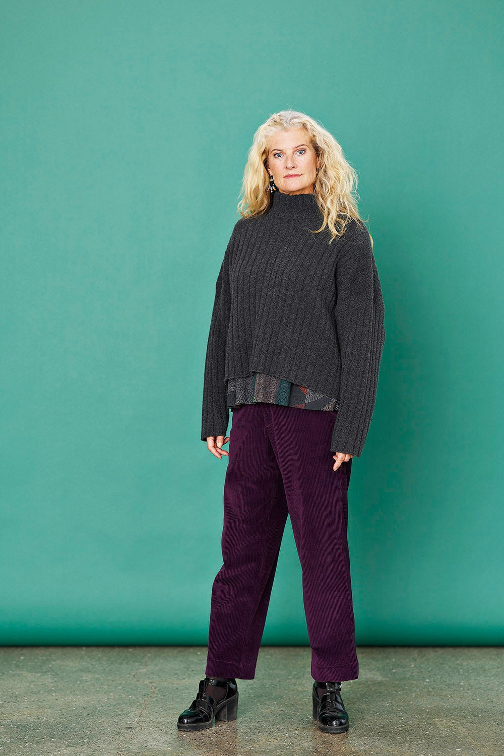 Muse-wear-autumn-sweater-chunky-dakr grey-grey-cool-4