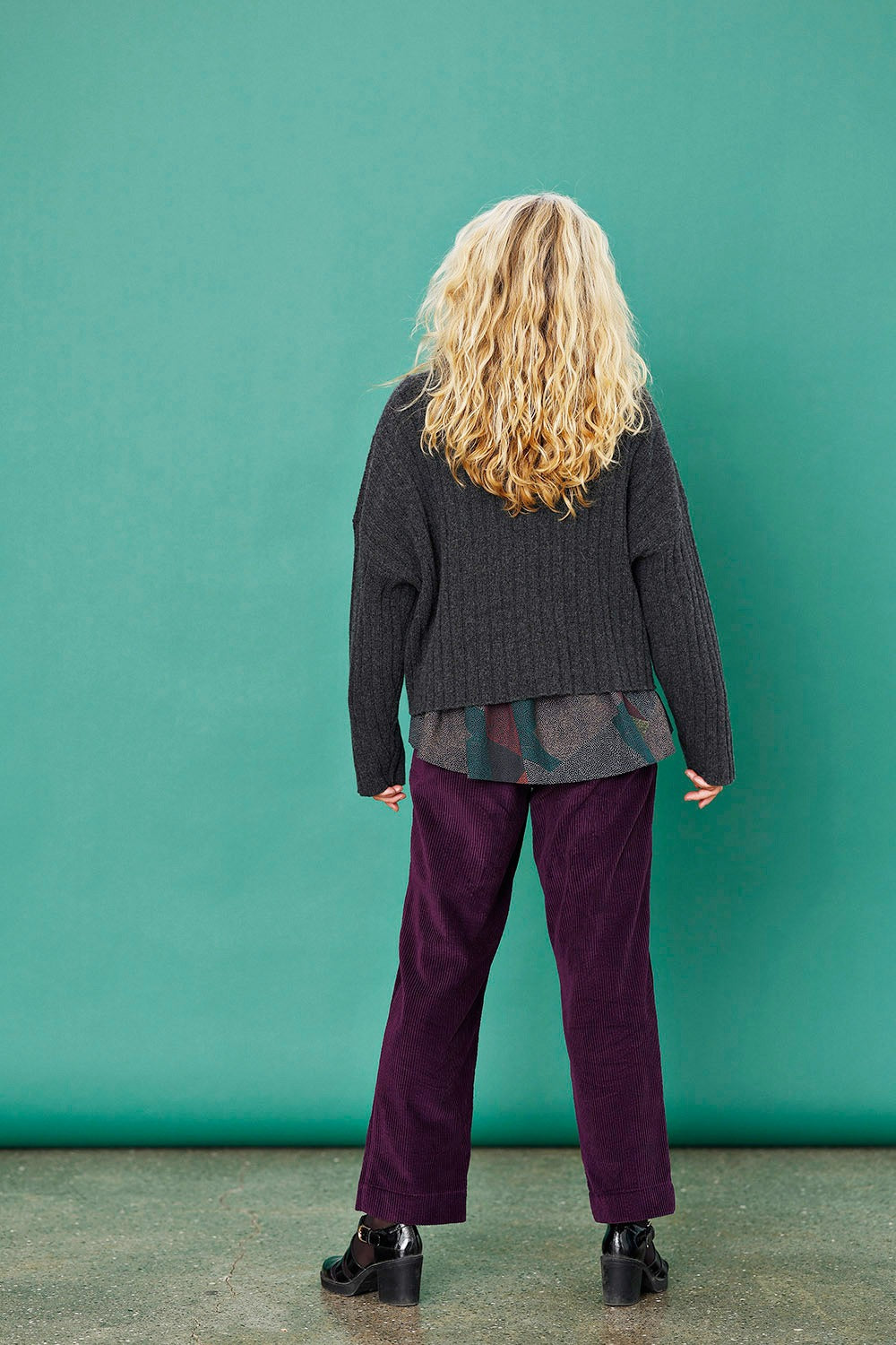 Muse-wear-autumn-sweater-chunky-dakr grey-grey-cool-2-5