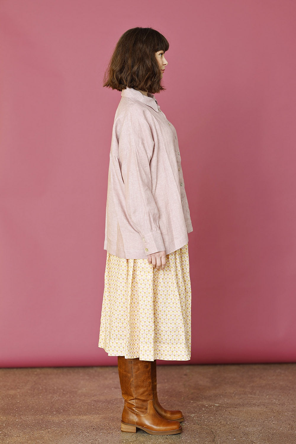 mc882b-skjorte-shirt-hørskjorte-hør-linen-linenshirt-rosa-rose-sommerskjorte-ss25-7