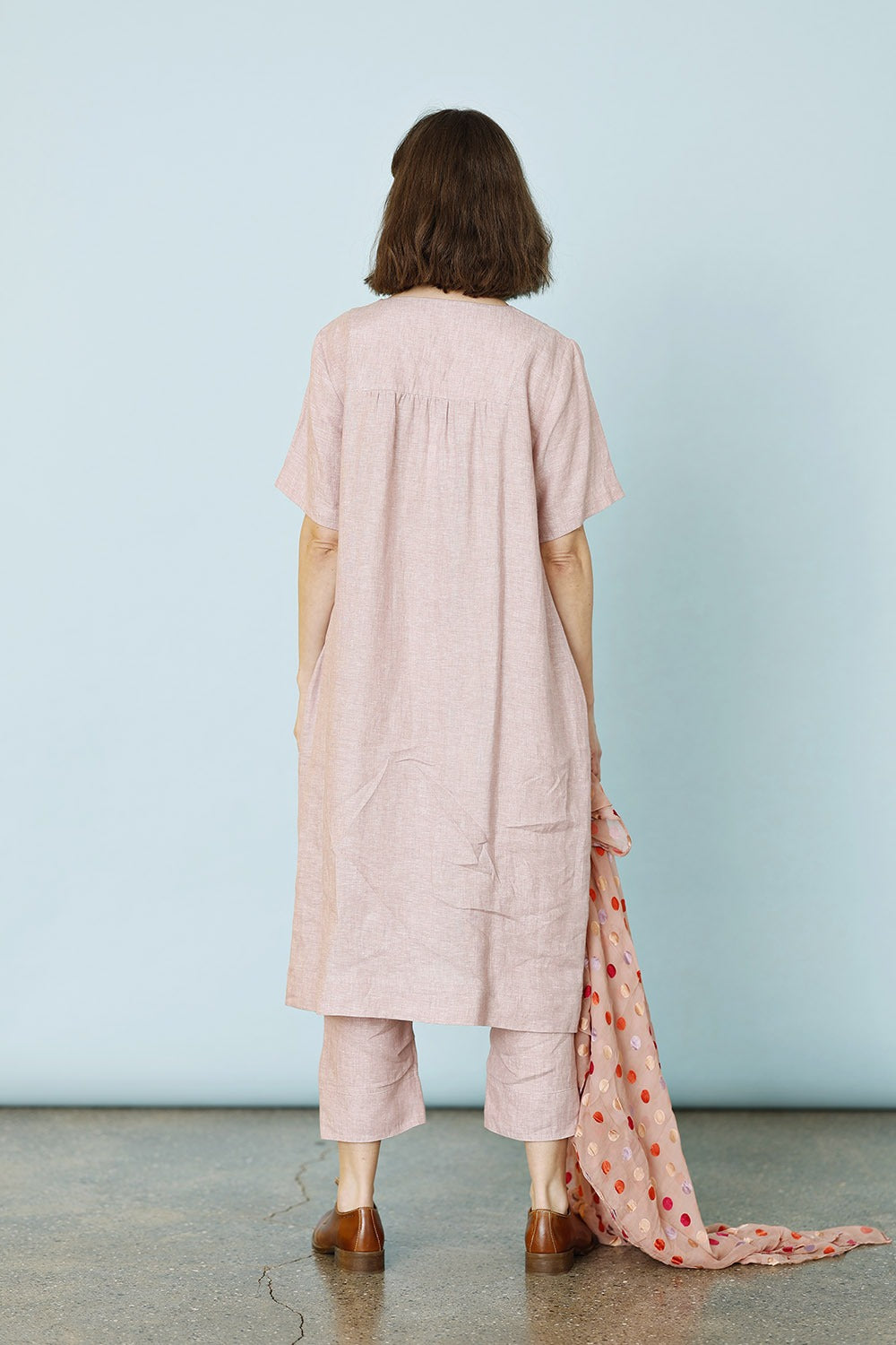 mc962c-ro25-mcverdi-hørkjole-linendress-sommerkjole-tunika-hør-linen-ss25-sommerstyle-6