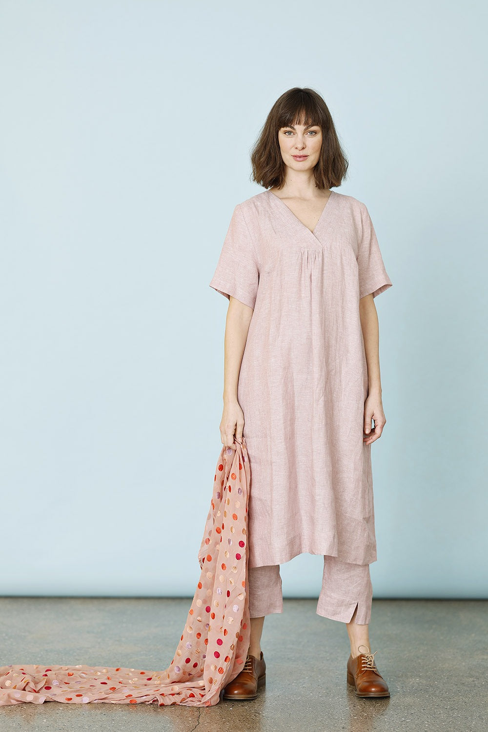 mc962c-ro25-mcverdi-hørkjole-linendress-sommerkjole-tunika-hør-linen-ss25-sommerstyle-1