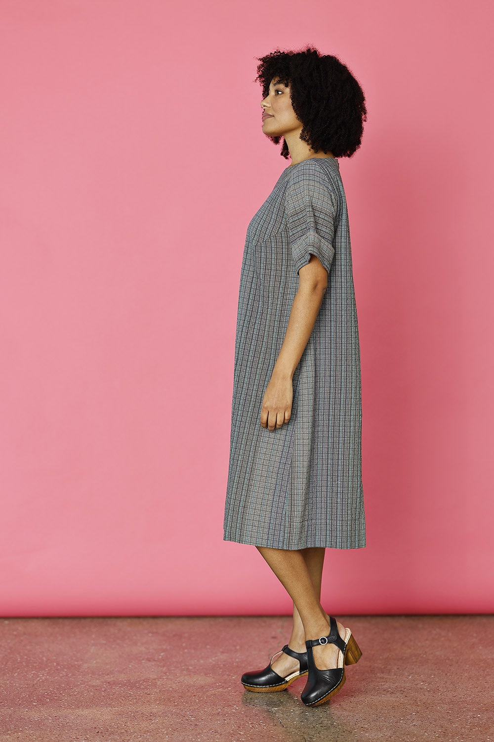 mc965c-bu25-mcverdi-danskdesign-kjole-dress-sommerkjole-blågrå-summerdress-sommerstyle-bomuld-bomuldskjole-ss25-2