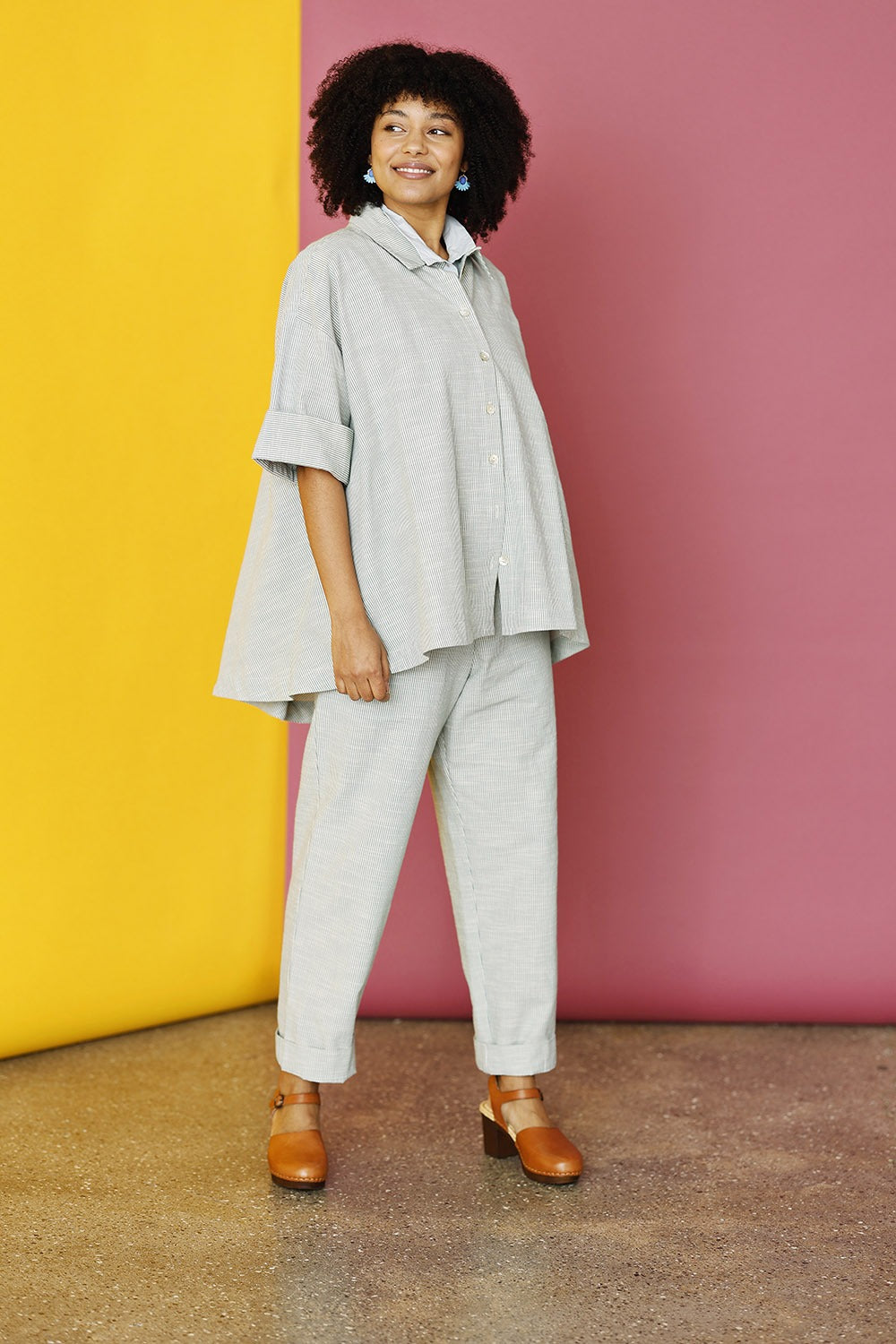 mc966a-bu25-skjorte-sommerskjorte-summershirt-striber-stripes-bomuld-danskdesign-oversize -10