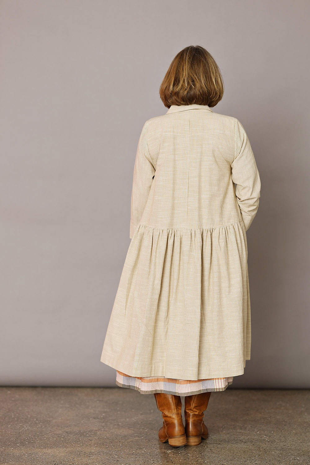 mc966c-ye25-kjole-dress-kjole-mcverdi-striber-stripes-fitted-sommerkjole-ss25-slowfashion-3