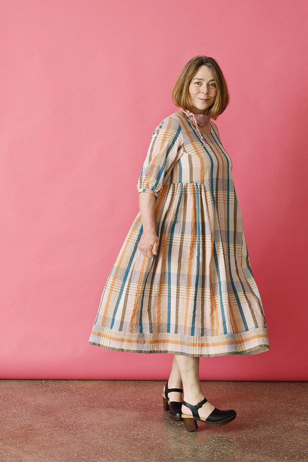 mc968c-mu-kjole-dress-mcverdi-sommerkjole-bomuld-summerdress-multifarvet-lisekjole–2