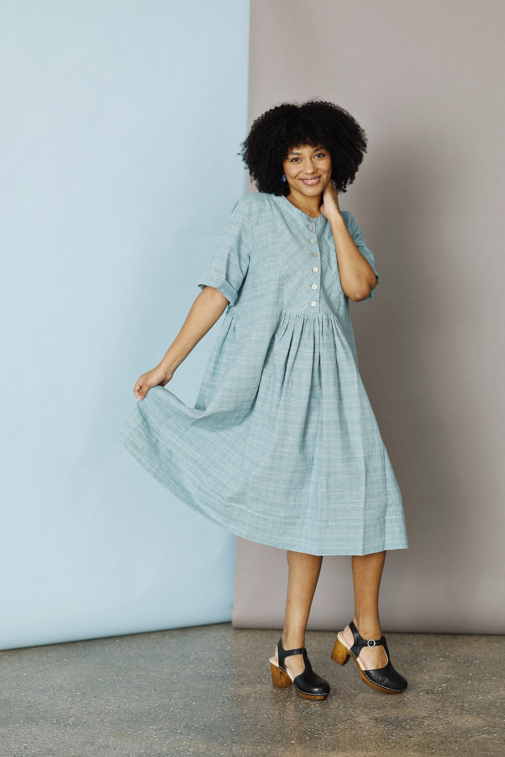 mc969e-tu25-thyra-kjole-dress-turkis-hør-hørkjole-sommerkjole-5